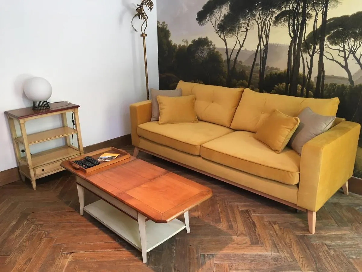 Charmant appartement sur cour, Le Cerisier Bagnères-de-Bigorre
